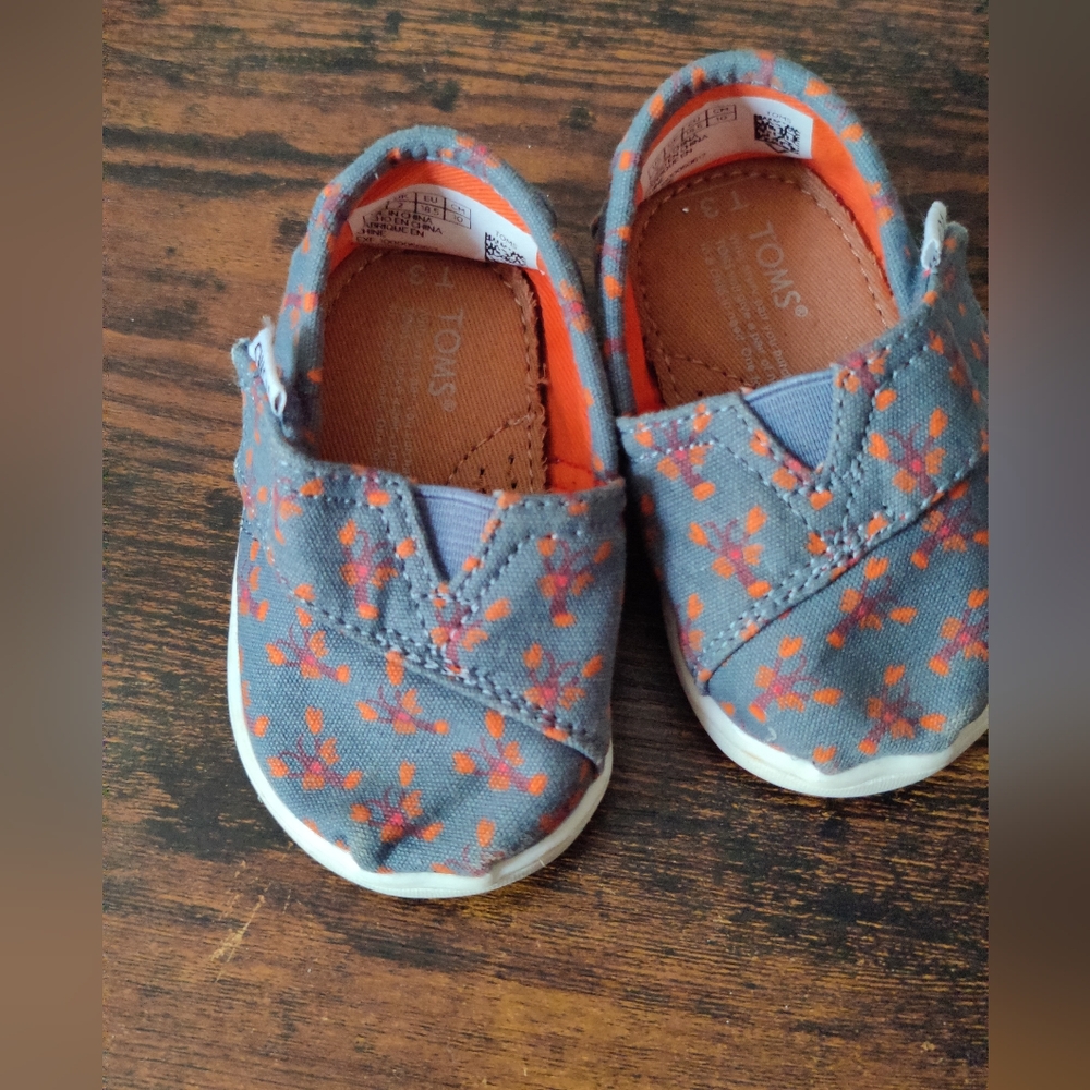 Baby Girl Toms